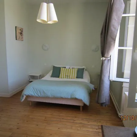 Hotel Le Camélia Ruillé-Froid-Fonds